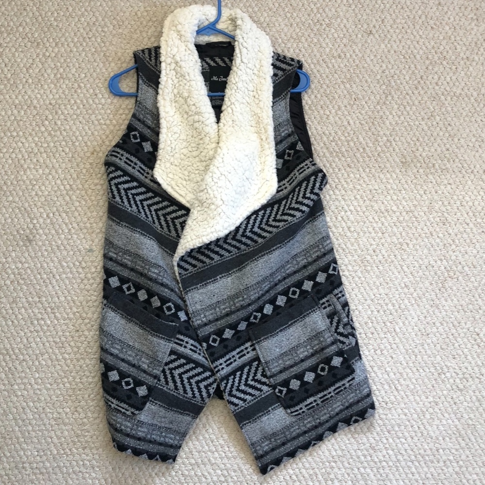 Tribal Sherpa Vest